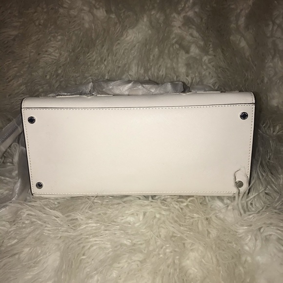 Calvin Klein Crossbody Handbag - Picture 2 of 5